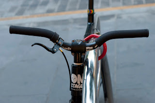 Strada, bike, bicycle, the biketorialist, biketorialist, single speed, fixed speed, fixie, Melbourne, Victoria, Australia, swanston Rd, red, frame, velocity , tim macauley, timothy macauley, strada pro, strada pro model, thick slick, miche, cranks, carbon wheels, handlebar, grips, on stage