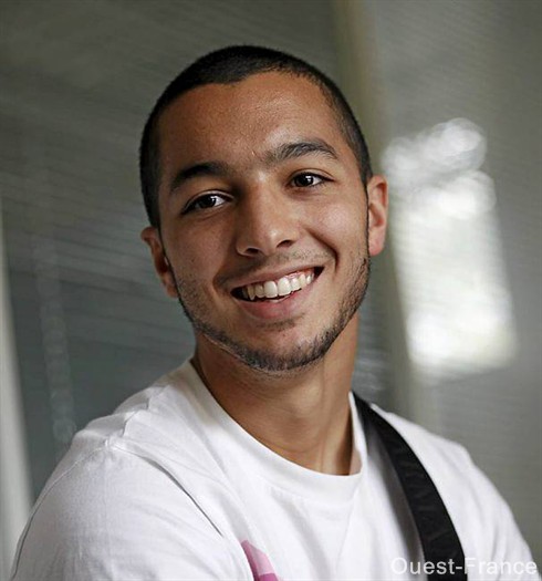 [Resim: sofiane.jpg]