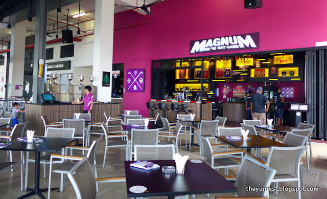 Semi-Outdoor Seating Magnum Sports Cafe, Puteri Harbour, Johor Bahru