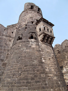 Watch-tower near entrance to Daulatabad Fort.