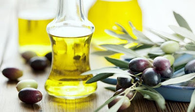 Health Benefits of Olive Oil for Acne and Drugs