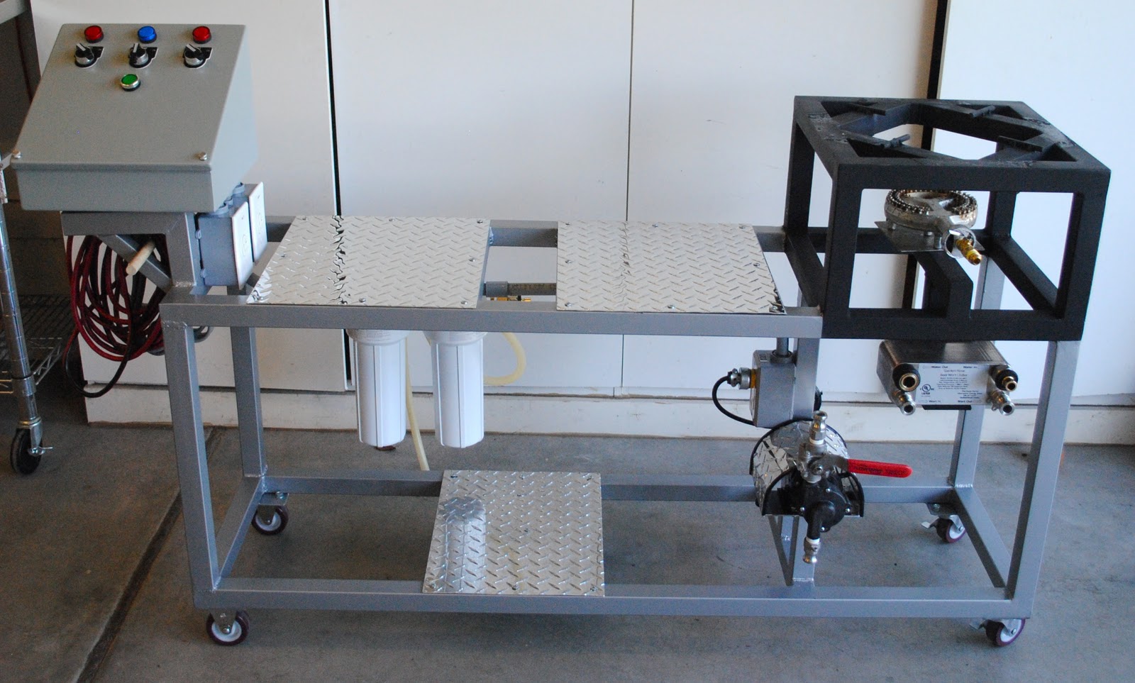 Microbus Brewery Finished Brew Stand!