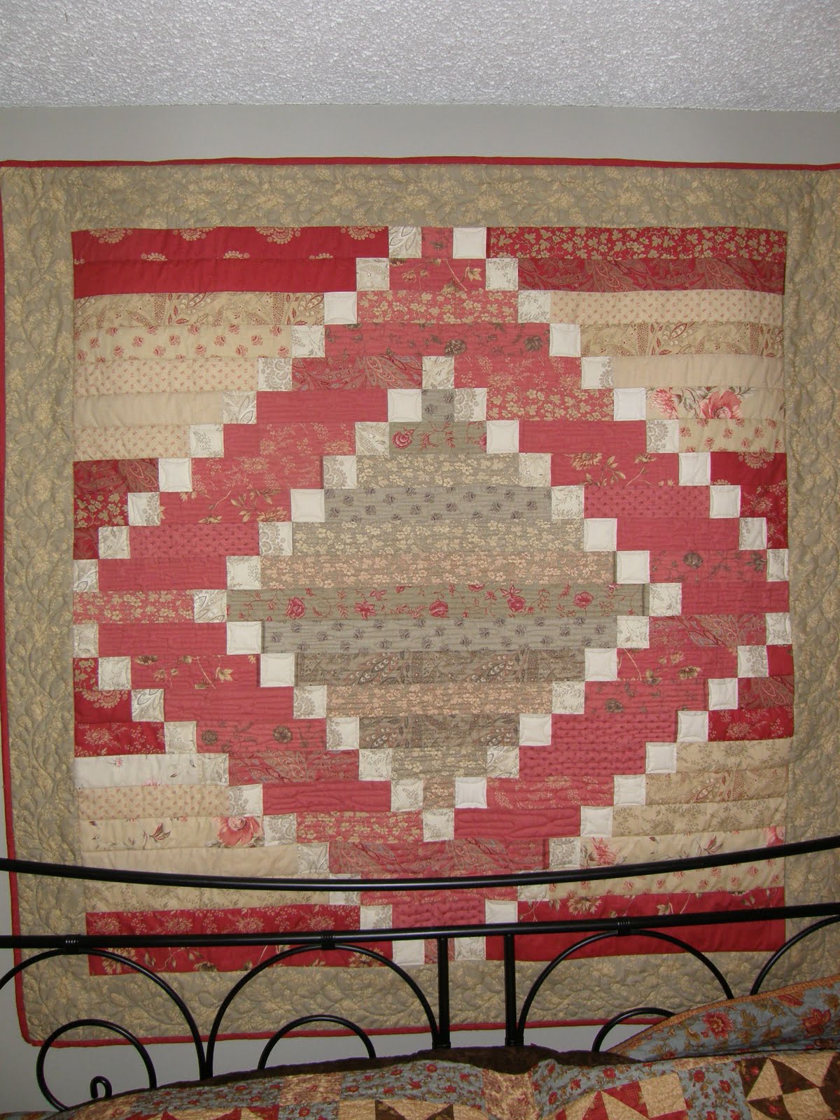 QuiltNut Creations quilt monday