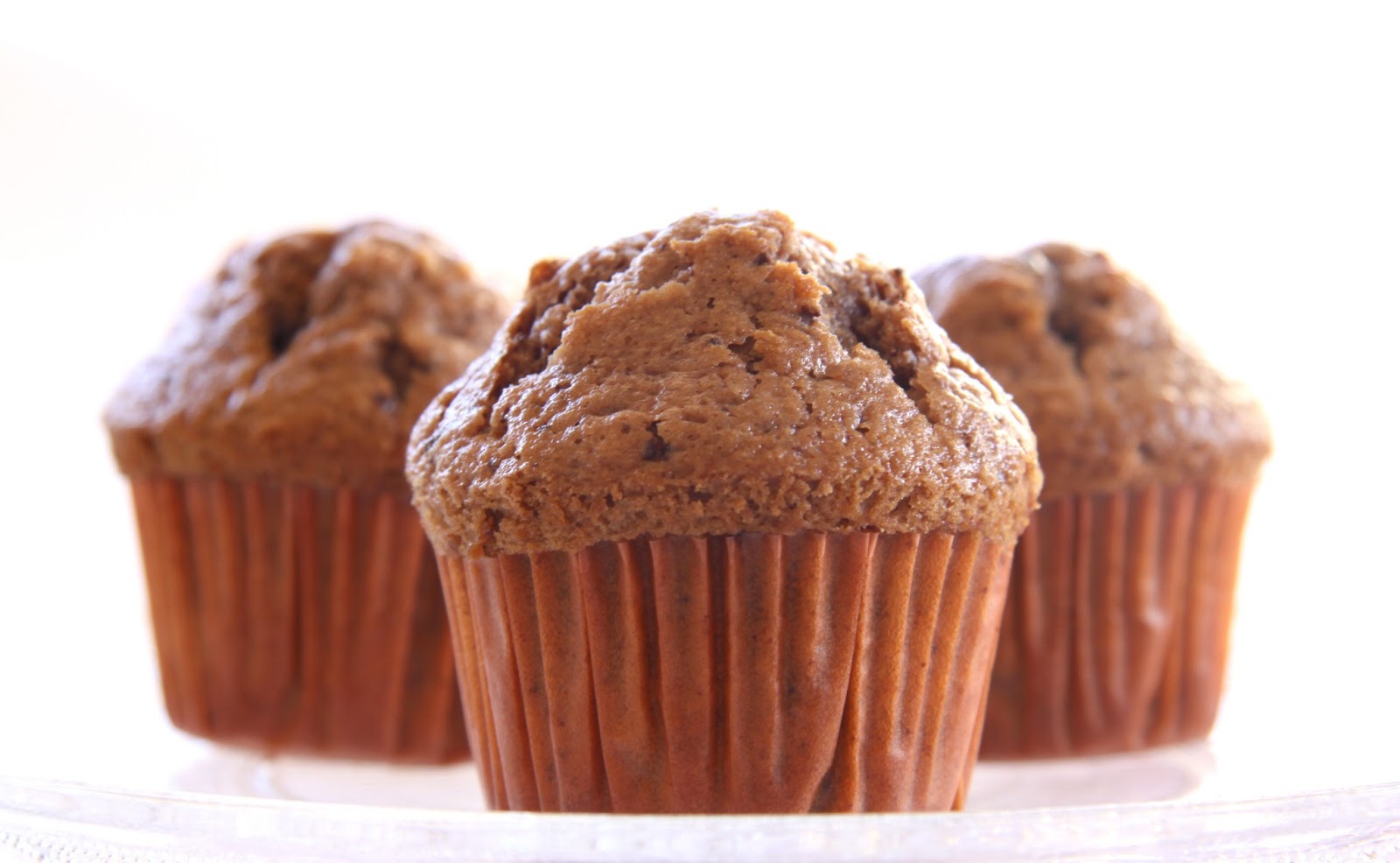 Muffins esponjosos de chocolate y pepitas de chocolate SusiMiu