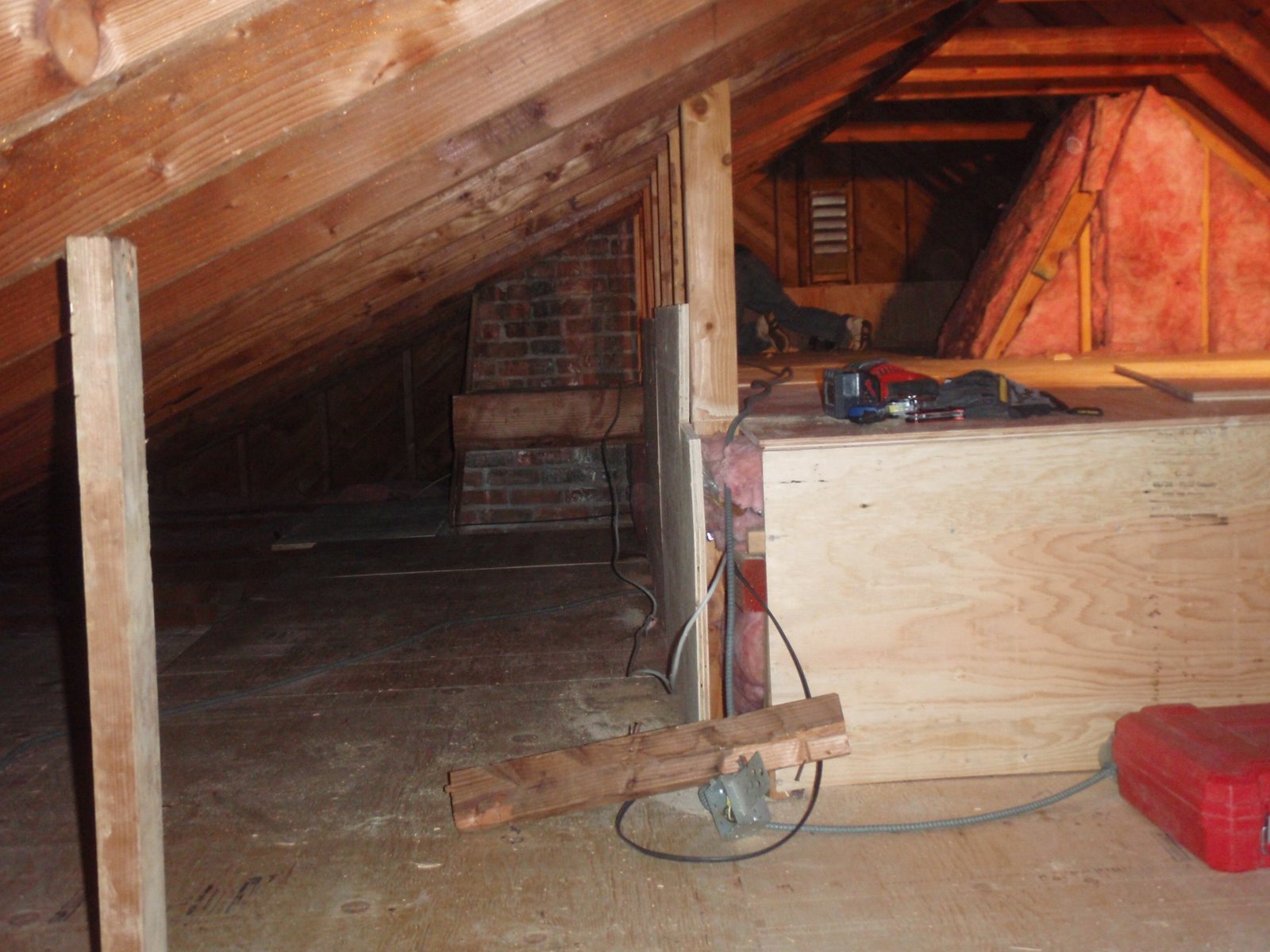 Home Pride Contracting Installing plywood in an attic