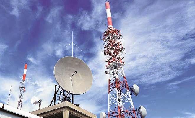 Roaming charges to be dropped to 80p/min ans sms at 25p/sms Roaming charges to be dropped to 80p/min ans sms at 25p/sms