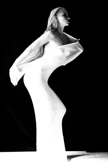 Nadi Hammouda fotografia modelos seminuas mulheres sensuais provocantes fashion