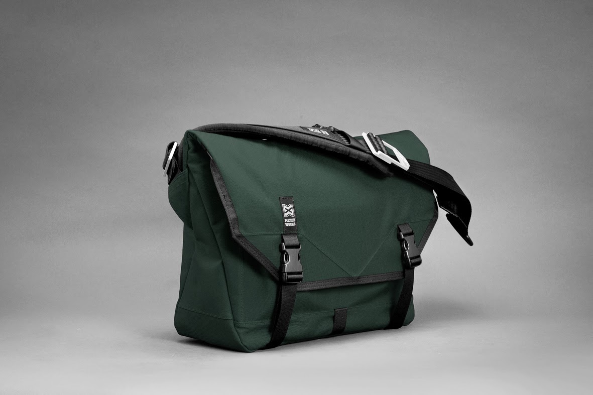 messenger bags HAWK M