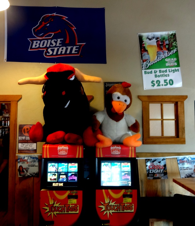 1855 Corner Cafe Bar and Grill, Horseshoe Bend, ID 8/21/2011