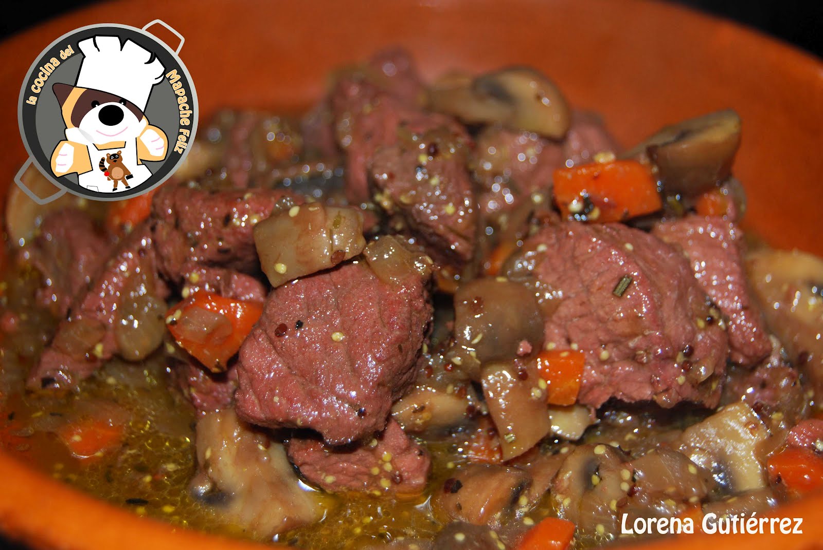 Recetas tradicionales: Estofado de ciervo con patatas al horno - La