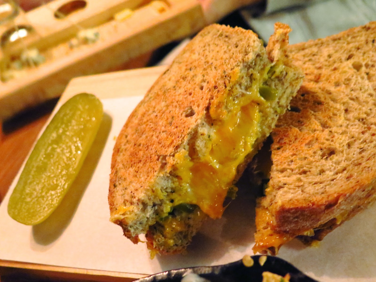 a hungry girl's guide to taipei drinks/american i BEER