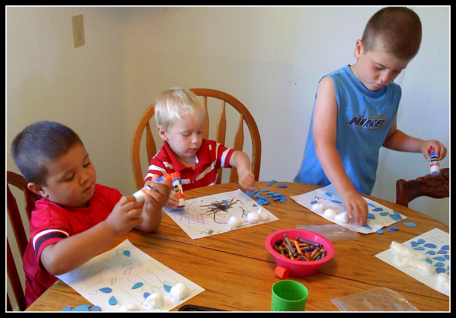 Elijah+Prays+for+Rain+Craft Elijah Prays for Rain Craft http://embracinglife-rose.blogspot.com ...
