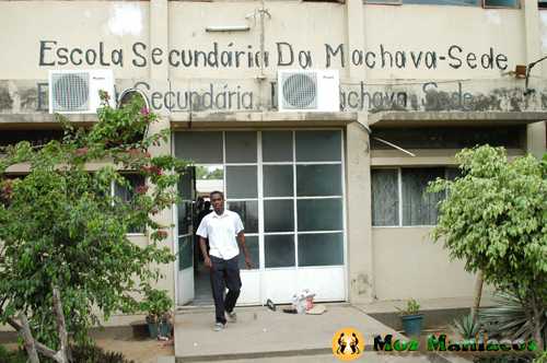 Escola Secundaria 1 Escola Secundaria 1