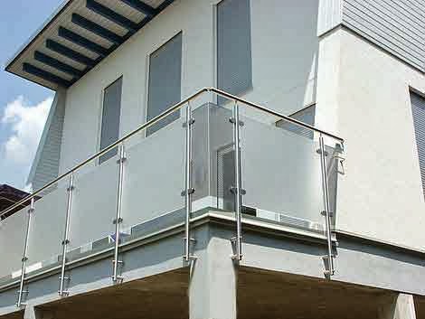 stair railings with glass