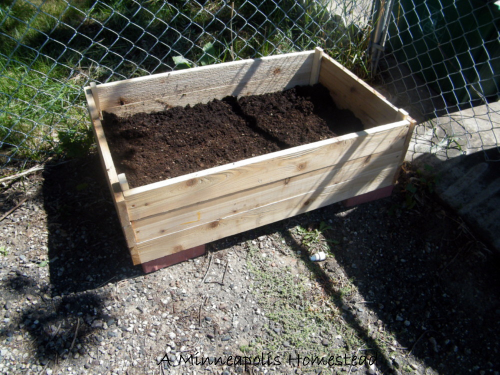 How to Build a Wooden Planter Box