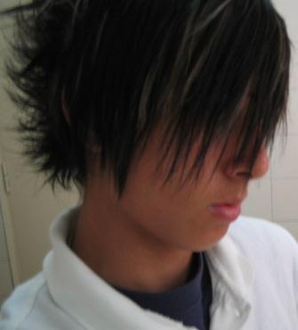 cool anime hairstyles for guys. anime haircuts for guys.