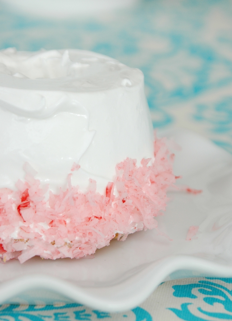 Simply Suzanne's AT HOME mini angel food cakes