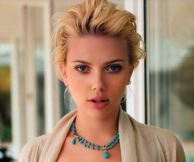 Scarlett Johansson Wallpapers Free Download