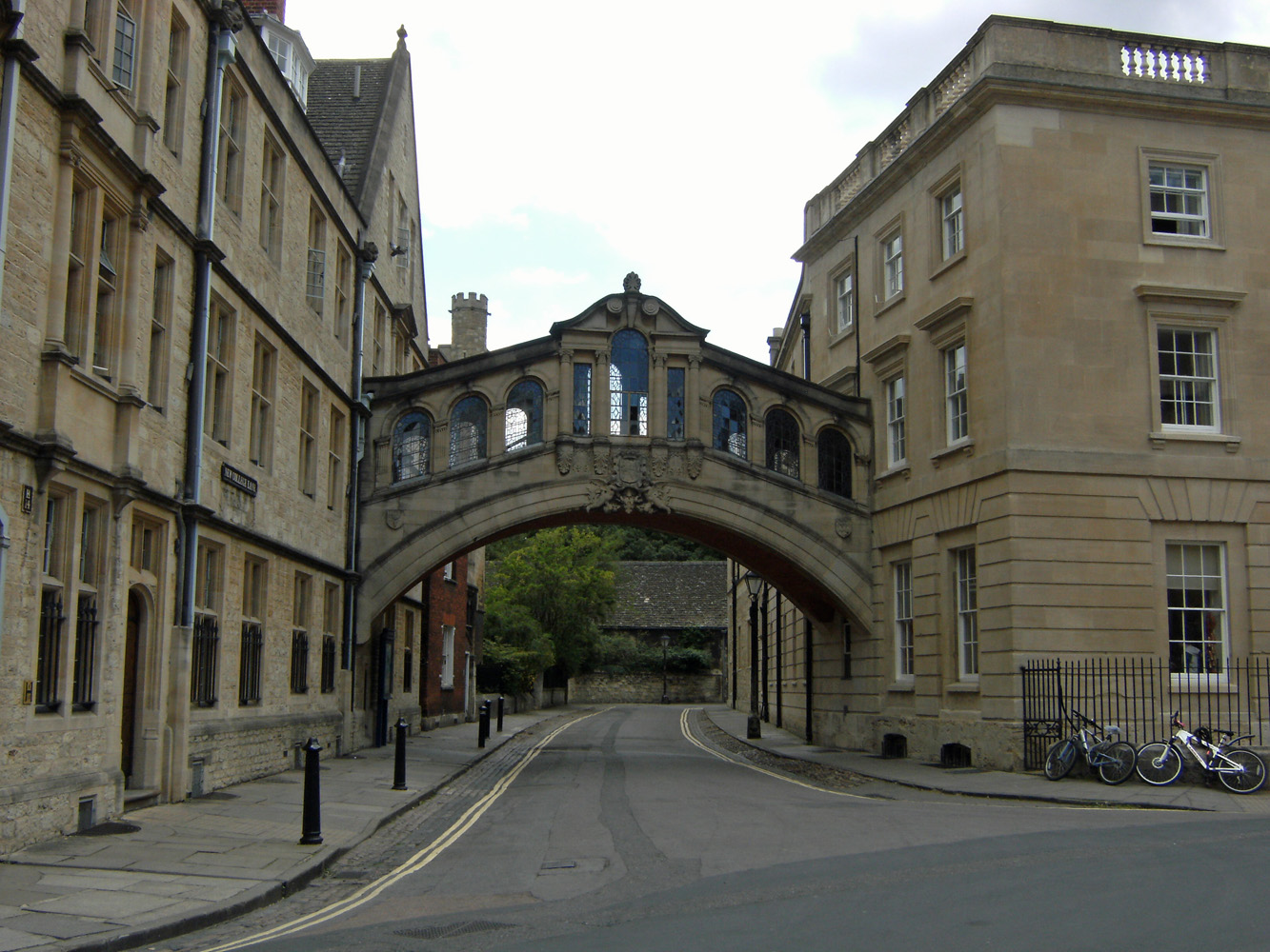 famous oxford buildings