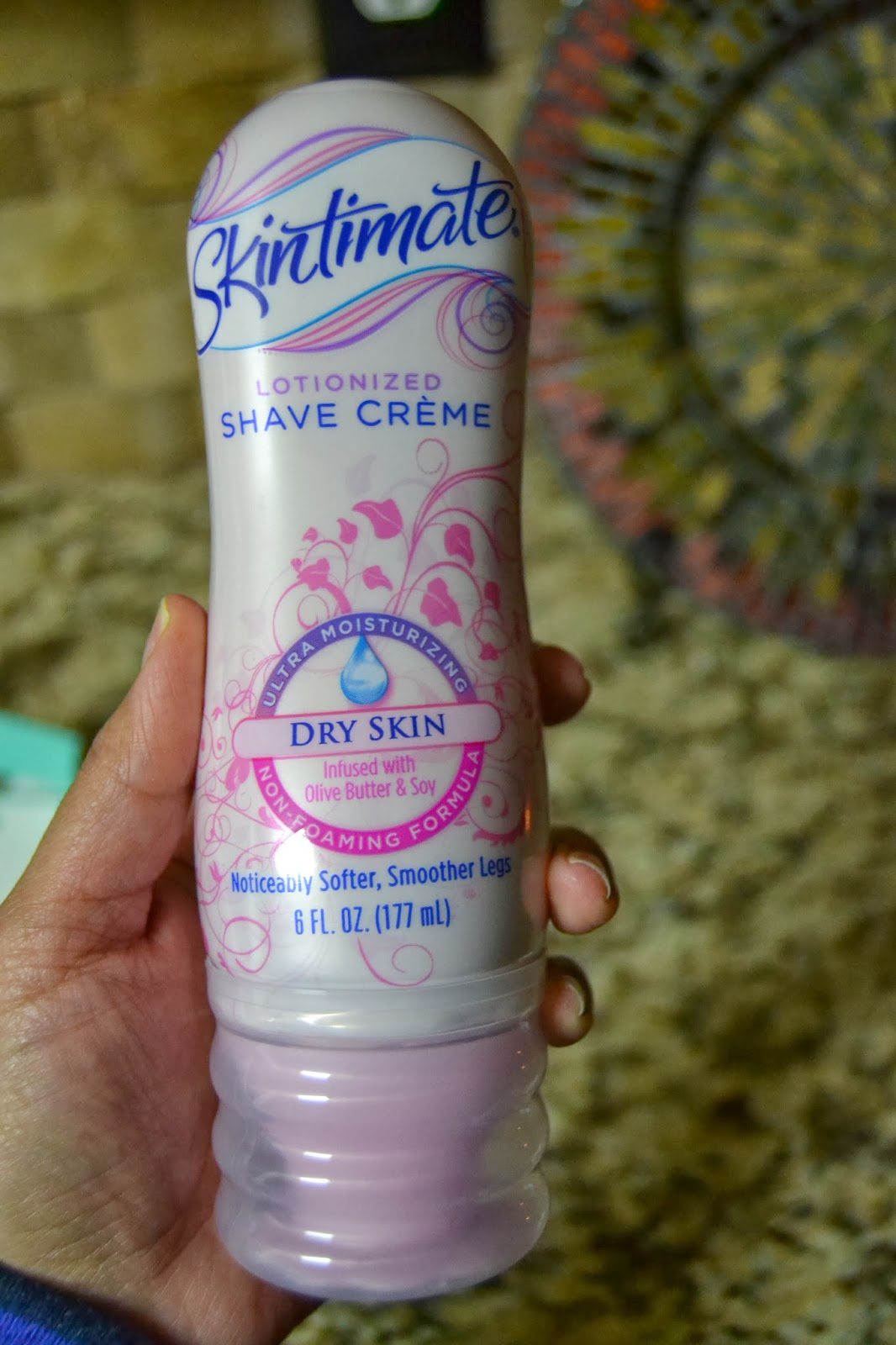 http://alilbitofthisandthat77.blogspot.com/2014/01/schick-hydro-silk-sensitive-care.html