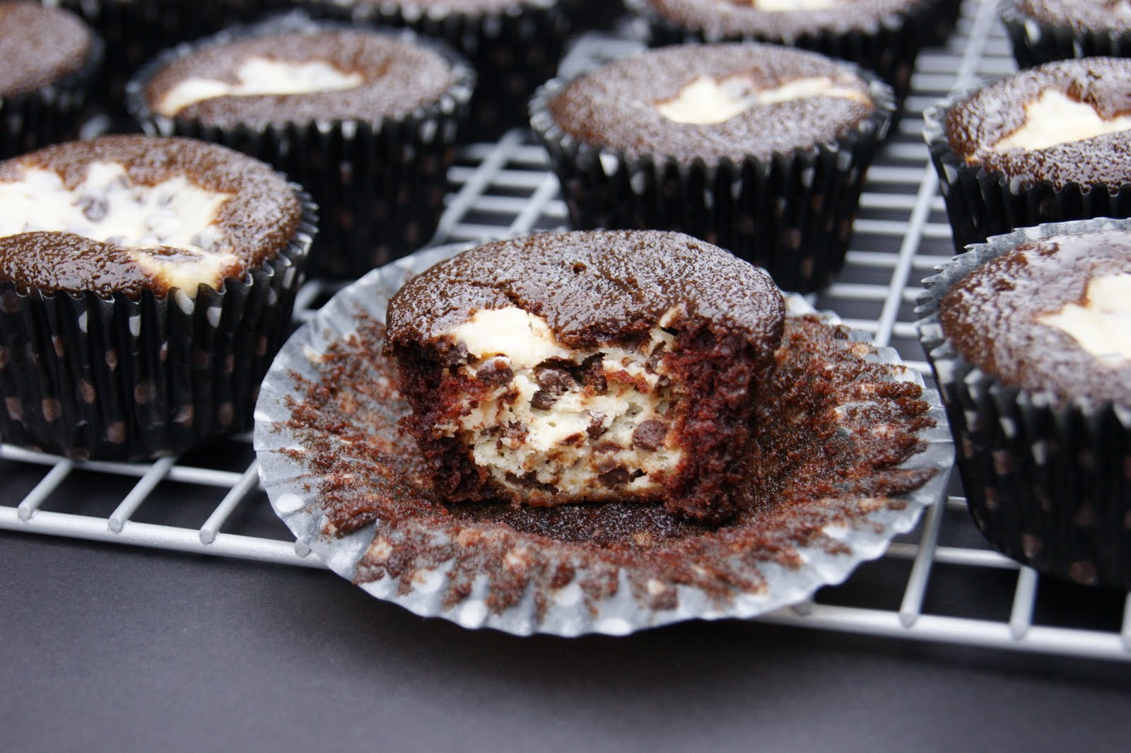 The Kitchen is My Playground Black Bottom Cupcakes mnah, mnum!