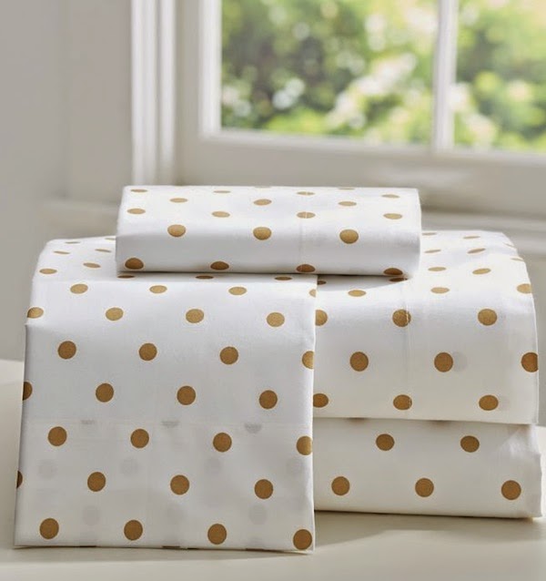 My LuxeFinds Designing An Amazing Dorm Room with Emily & Meritt