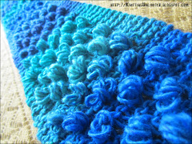 Bobble knitting scraf | knittingunlimited.blogspot.com Bobble knitting scraf | knittingunlimited.blogspot.com