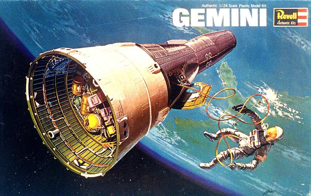 GEMINI 124 SCALE SPACECRAFT RETURNS WITH REVELL Megamag 2