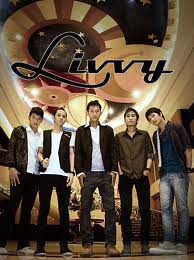 Download Gratis Lagu Livvy - Siapa Di Hatimu Mp3 + Lirik Livvy - Siapa Di Hatimu