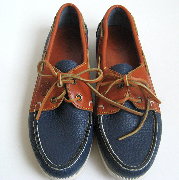 DOONEY BURKE BLUE LEATHER BOAT SHOES WOMENS SIZE 9.5