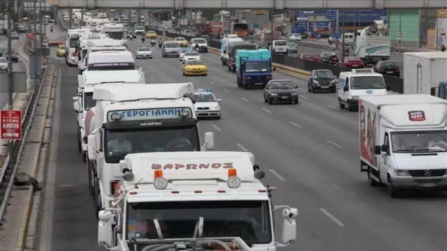 Πρόστιμο 1.000 ευρώ στα φορτηγά αν δεν κινούνται στις εθνικές οδούς.. Πρόστιμο 1.000 ευρώ στα φορτηγά αν δεν κινούνται στις εθνικές οδούς..
