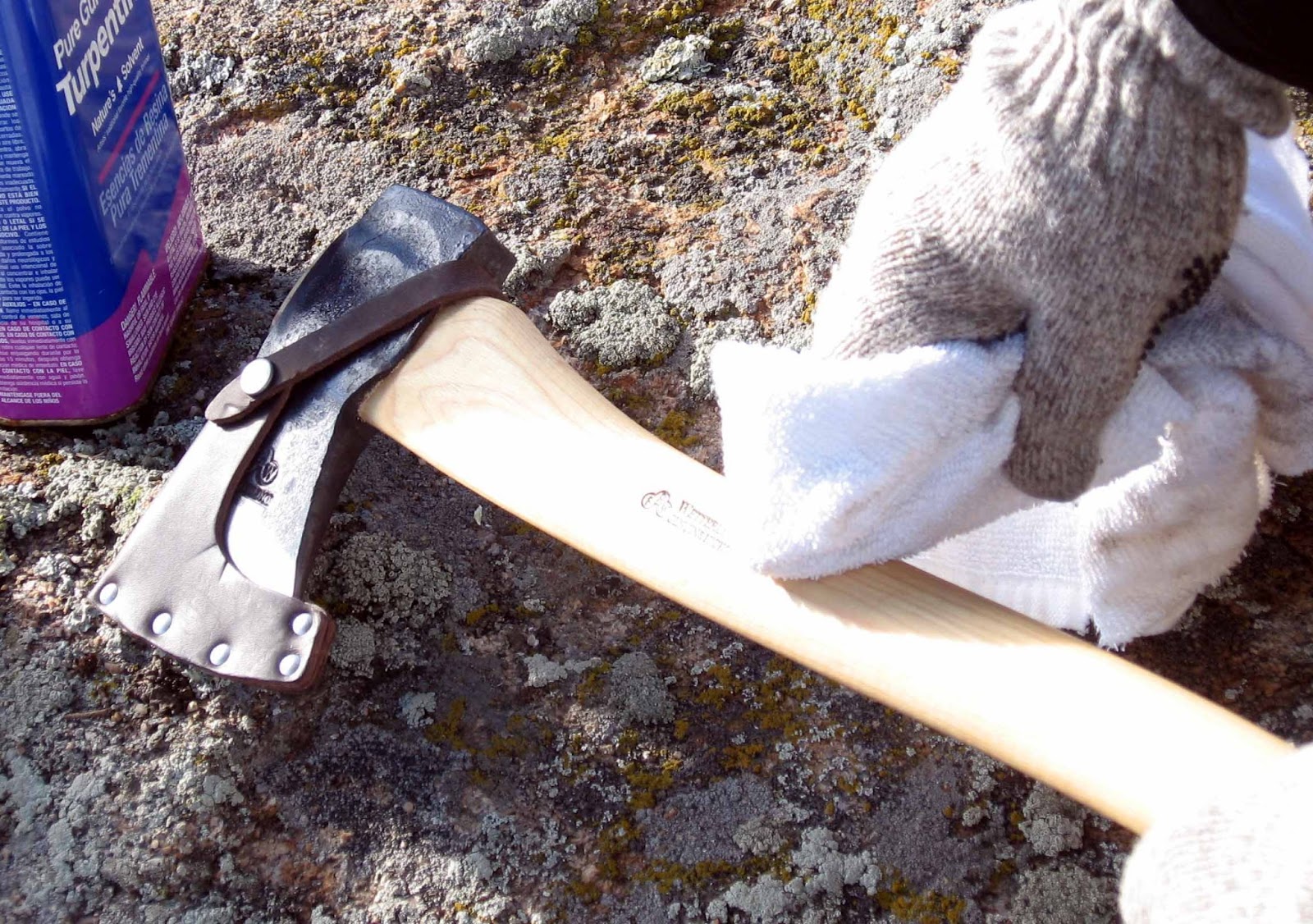 Rocky Mountain Bushcraft Tips & Tricks An easy way to apply beeswax