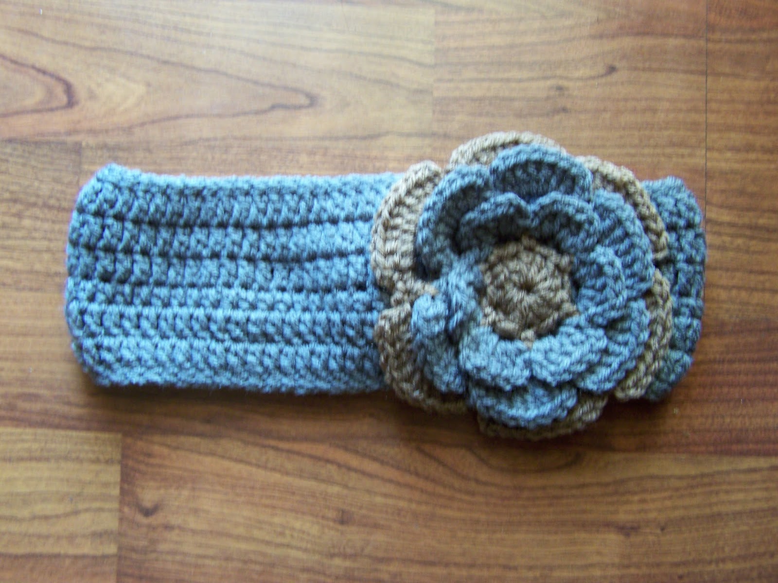 The Rosey Posey: Headband with button closure