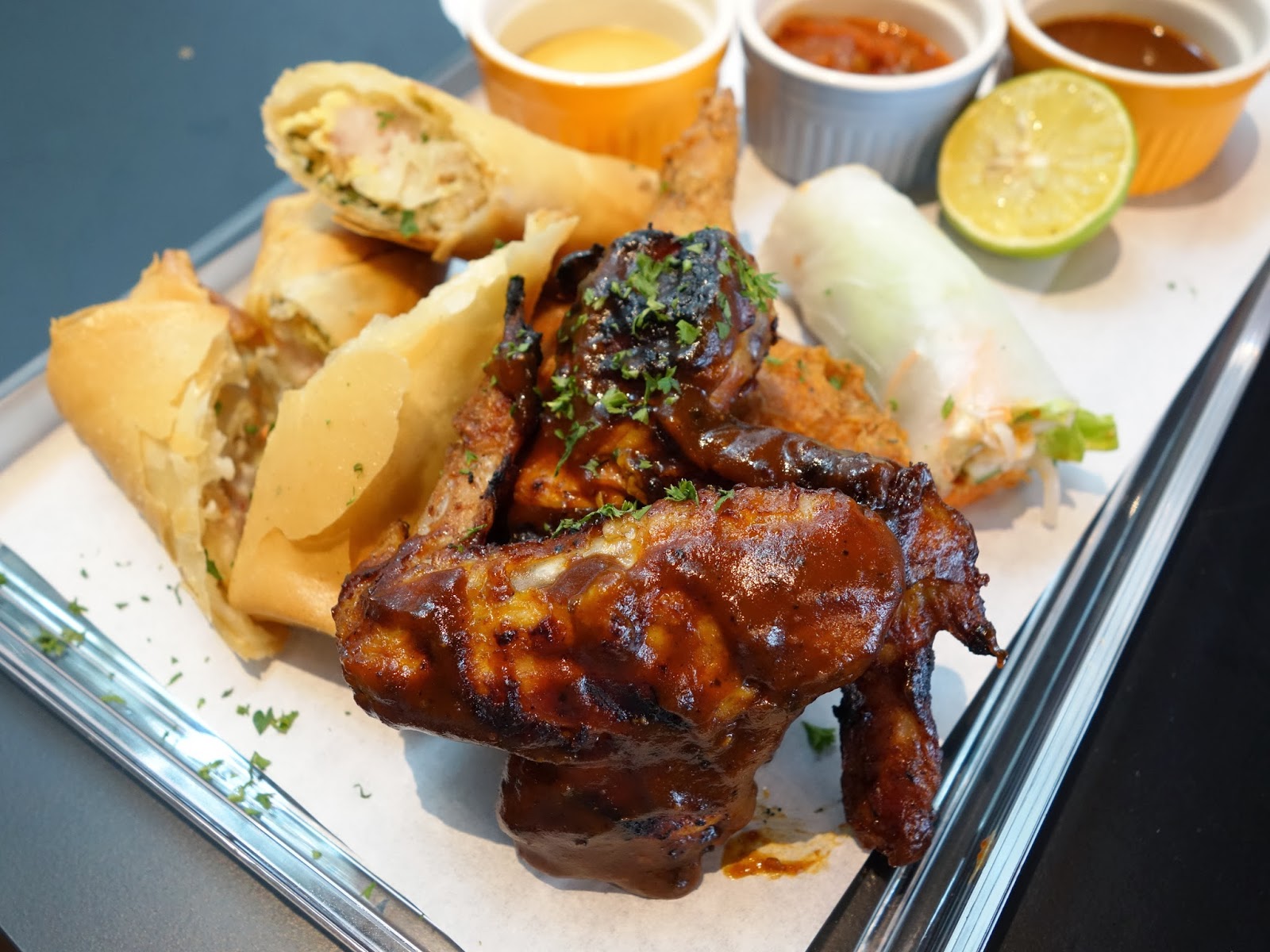 PinkyPiggu Burger VS Wings + Bar (B.W.B) A New Vibrant Joint At