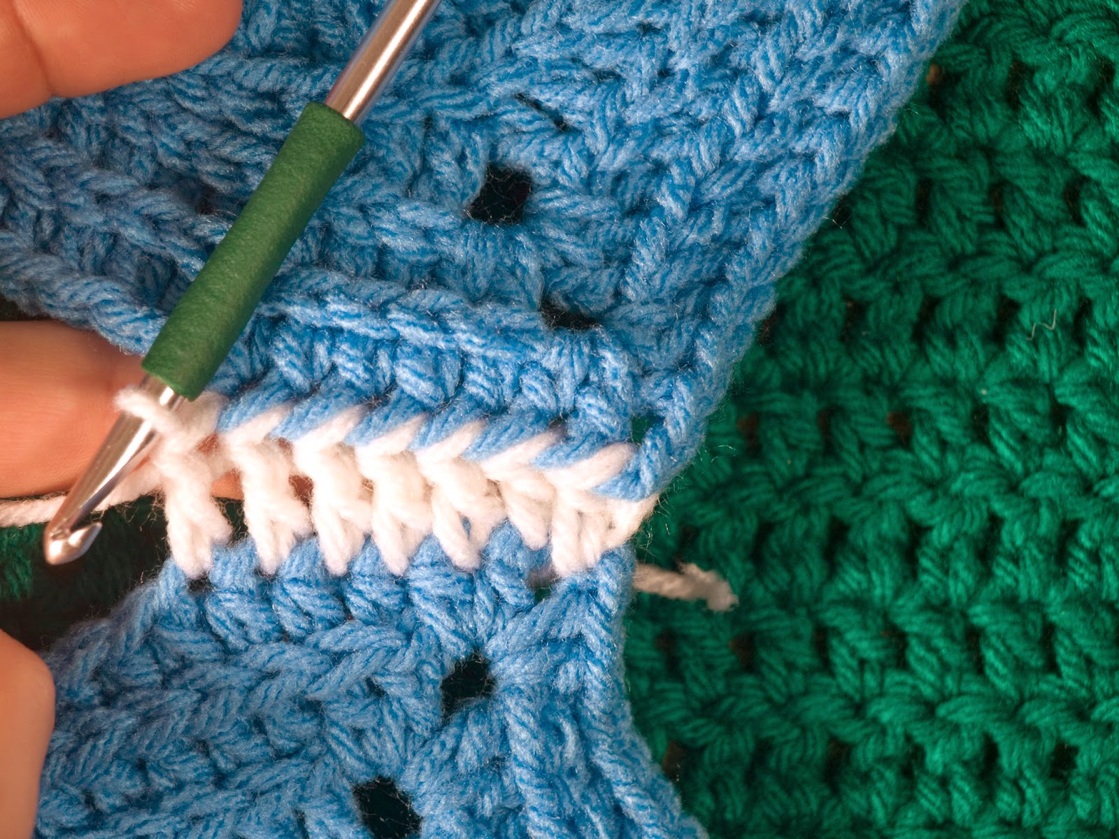 Connecting Squares Using Double Crochet Crochet squares, Crochet yarn