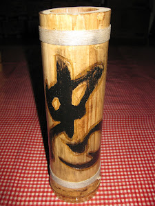 Gambar Tempat obat herbal dari Bambu