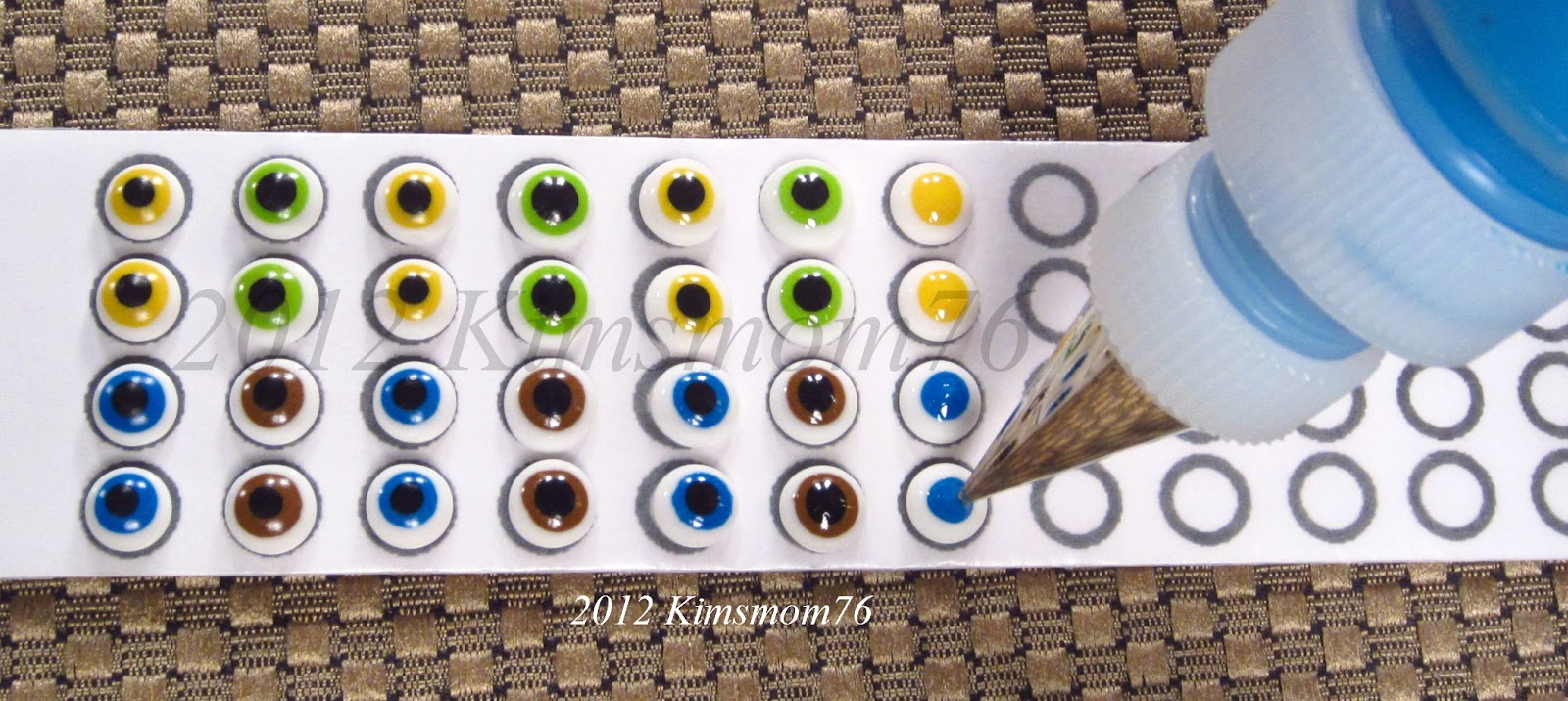 Kimsmom76 Edible Icing Eyeballs Tutorial