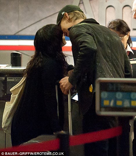 vanessa hudgens and austin butler vanessa hudgens and austin butler