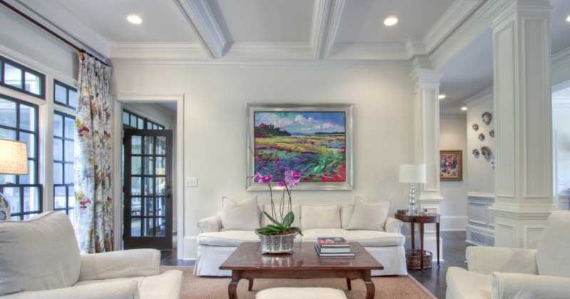 Haus and Home: House Listing