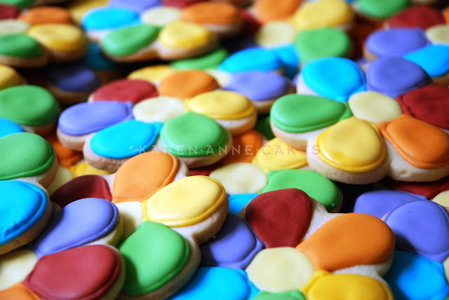 http://4.bp.blogspot.com/-Sbh8mPVEoi0/UZ9gSH_mE4I/AAAAAAAABT4/oNbKsItRqgs/s640/Bloemen+koekjes+zee+(Kopie).JPG