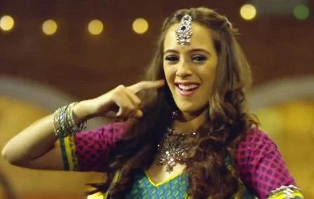 Daant Saiyaan Ne Lyrics - Baankey ki Crazy Baraat (2015) | Hazel Keech