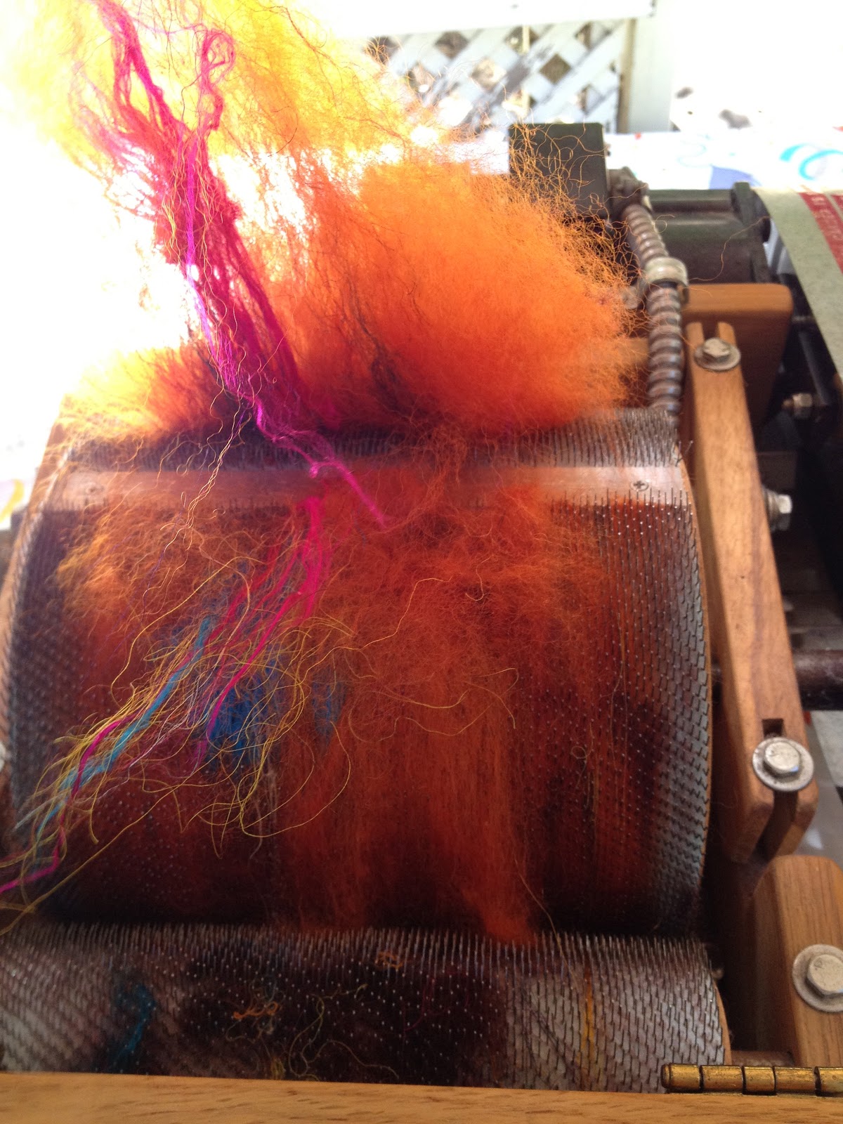 CENTERING WITH FIBER Spinning yarn with Saori weaving in mind