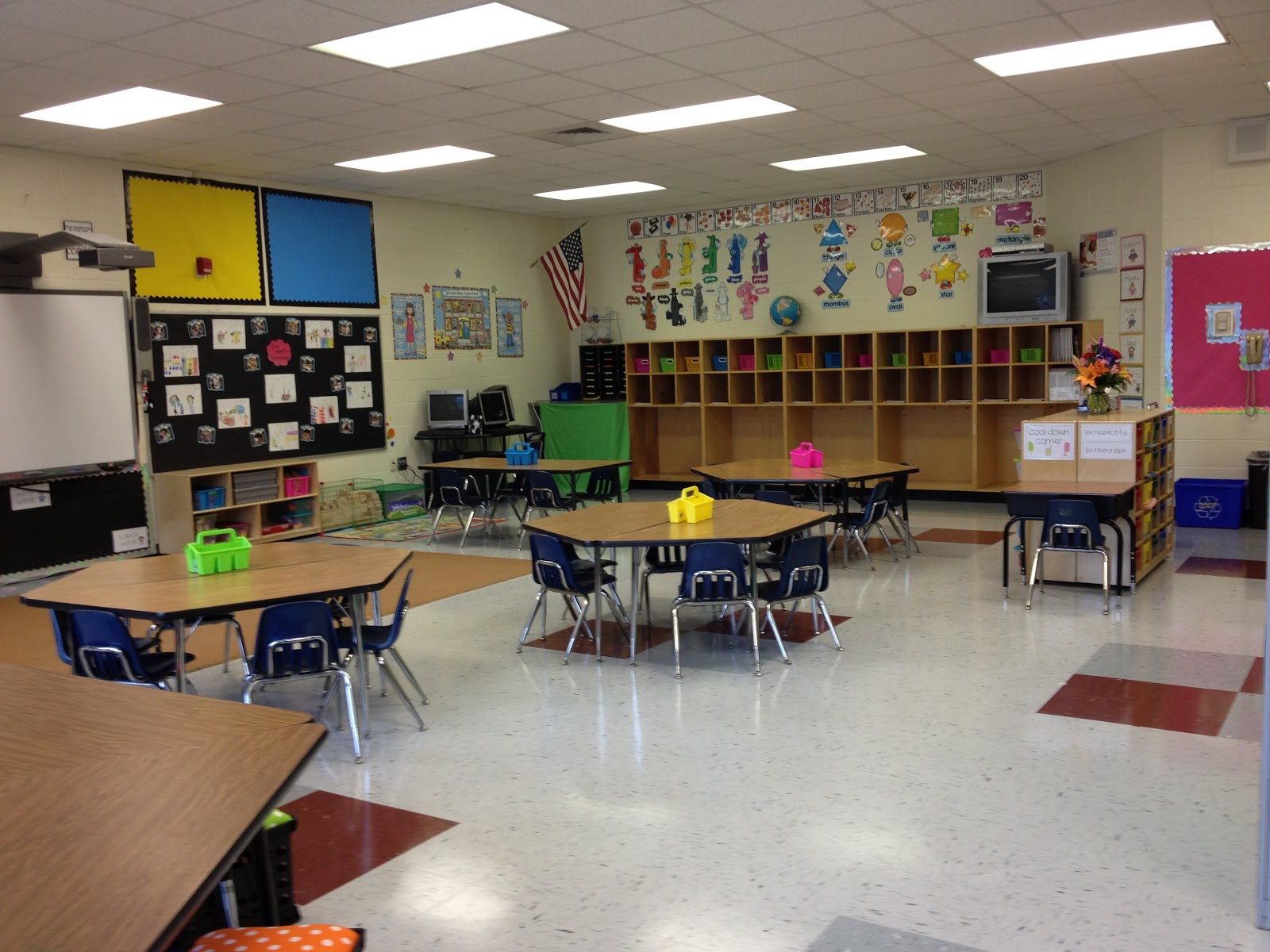 Little Miss Glamour Goes To Kindergarten Classroom SetUp {then & now}