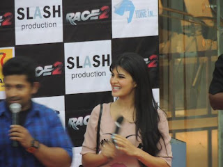 Pics: Jacqueline Fernandez's Race 2 promotion in Pune