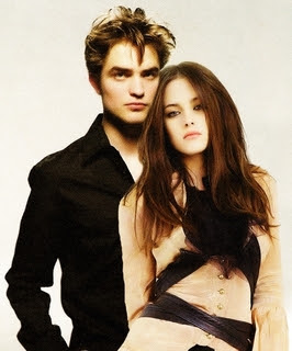 kristen stewart and robert pattinson engaged kristen stewart and robert pattinson engaged