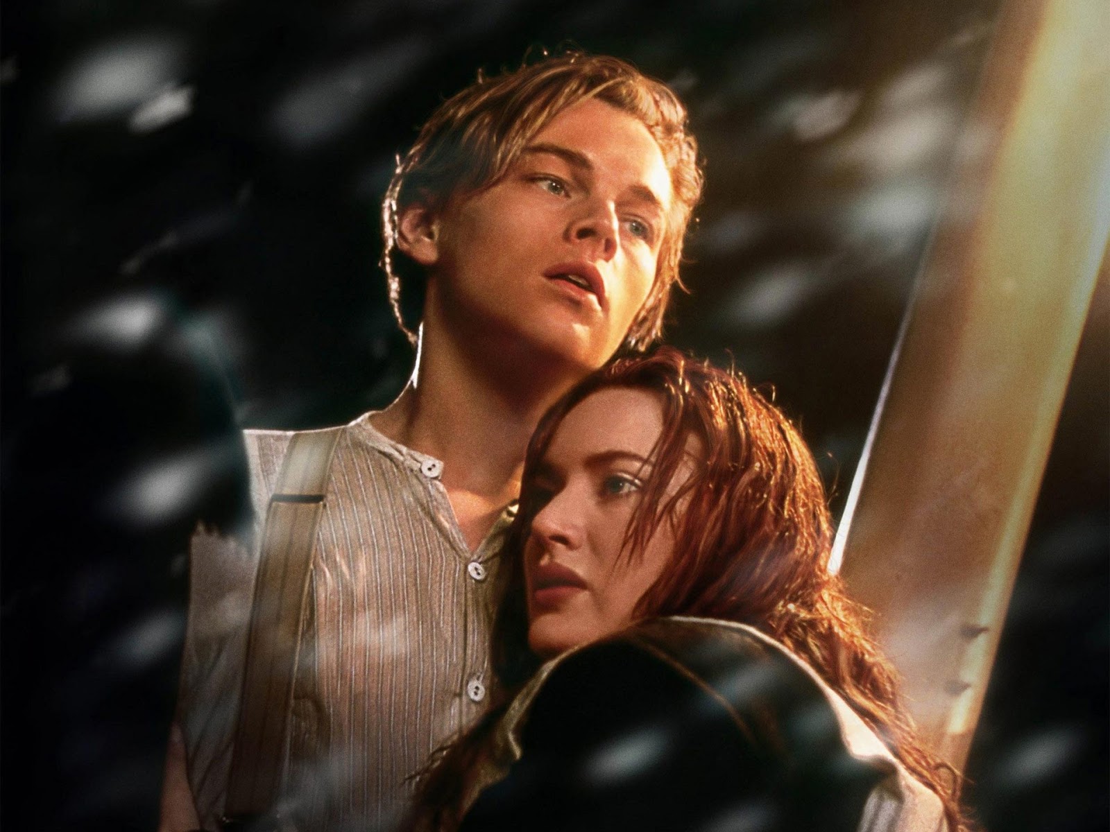 http://4.bp.blogspot.com/-SeBEdEilASg/UQms_IQz40I/AAAAAAAAvZw/xSXL5Vg126E/s1600/Leonardo-DiCaprio-and-Kate-Winslet.jpg