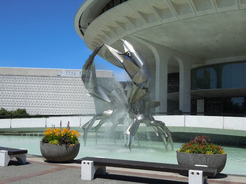 Museum of Vancouver crab fountain