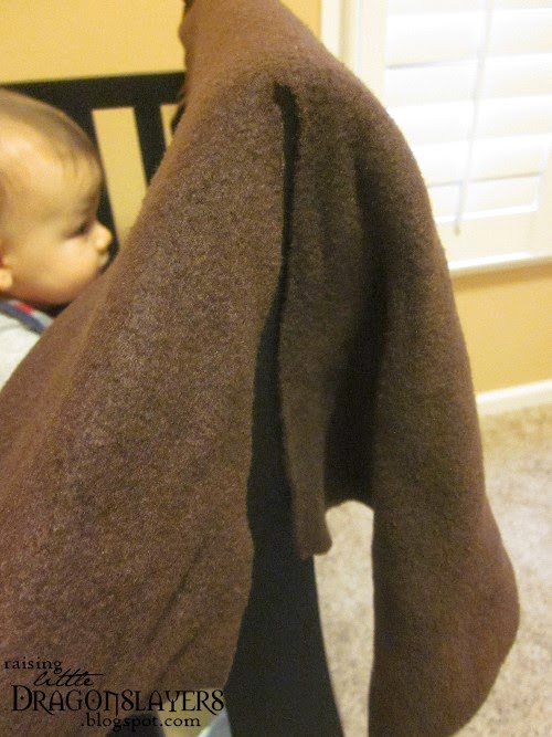 Raising Little Dragonslayers DIY (NoSew) Crib Rail Chew Guard.