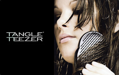 http://4.bp.blogspot.com/-SezyRDJjEY4/T5W_DfMl6nI/AAAAAAAABUk/9GsfjOJPhNQ/s640/tangle-teezer.jpg