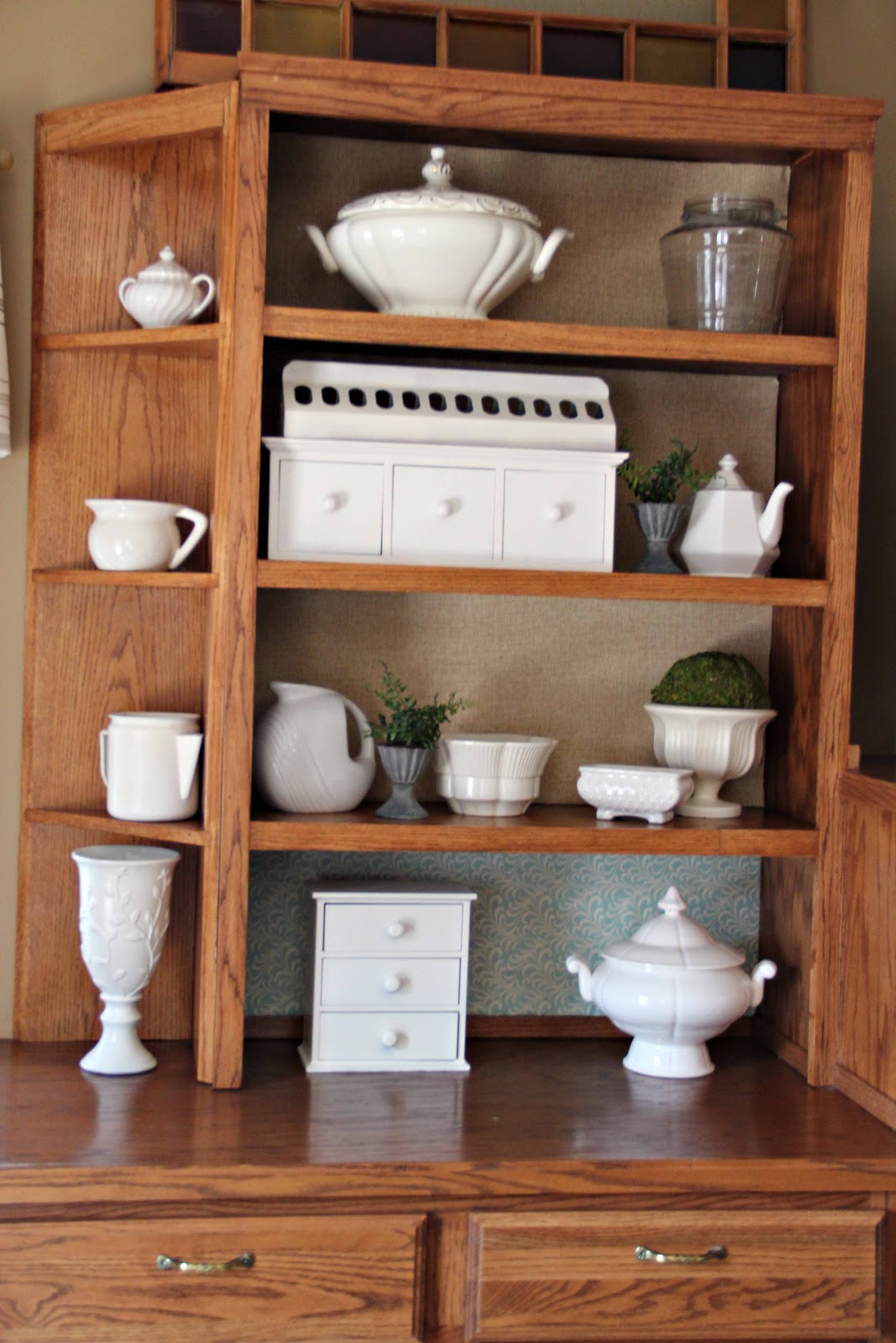 Girls in the Garden: New Built-in Shelves